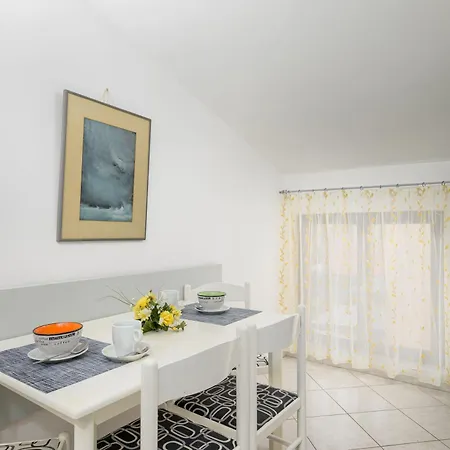 Apartment Schoene 6 *